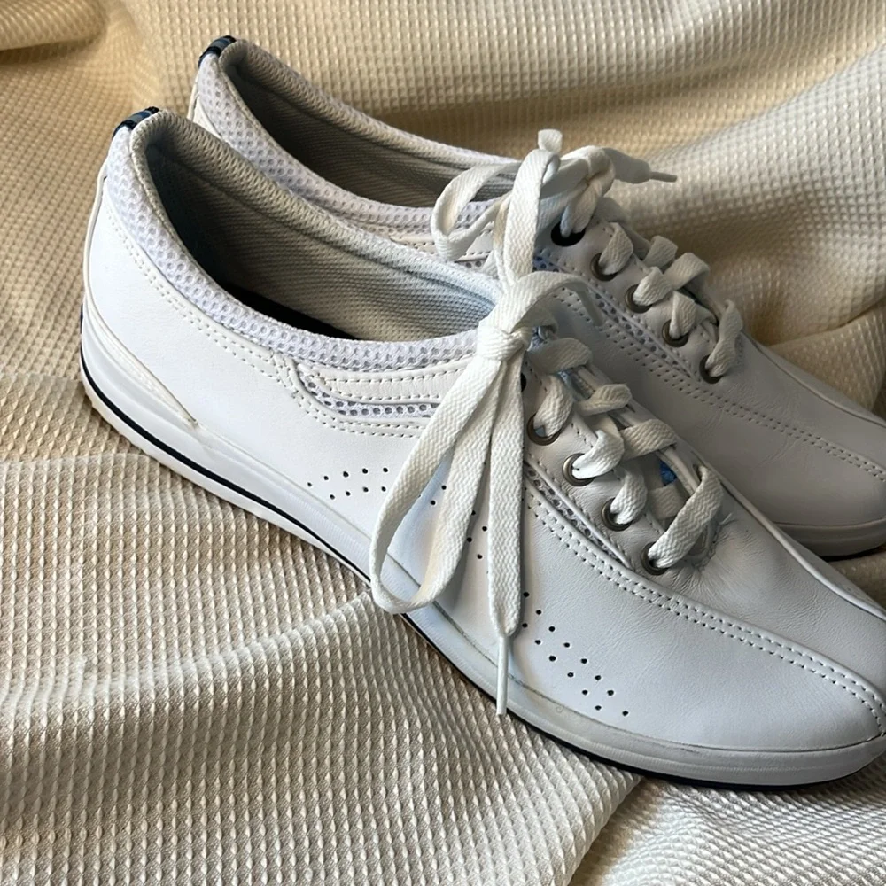 Keds Sneakers - NEW - Picture 3 of 5